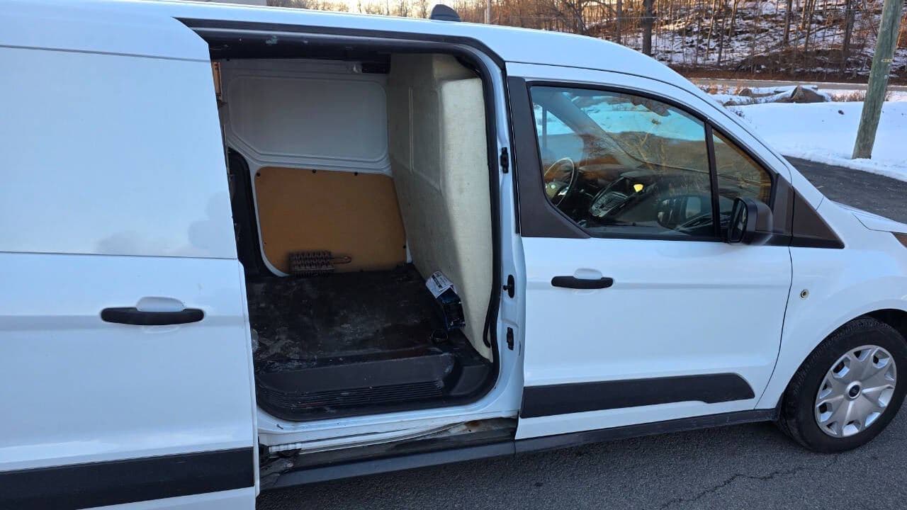 2016 Ford Transit image 4