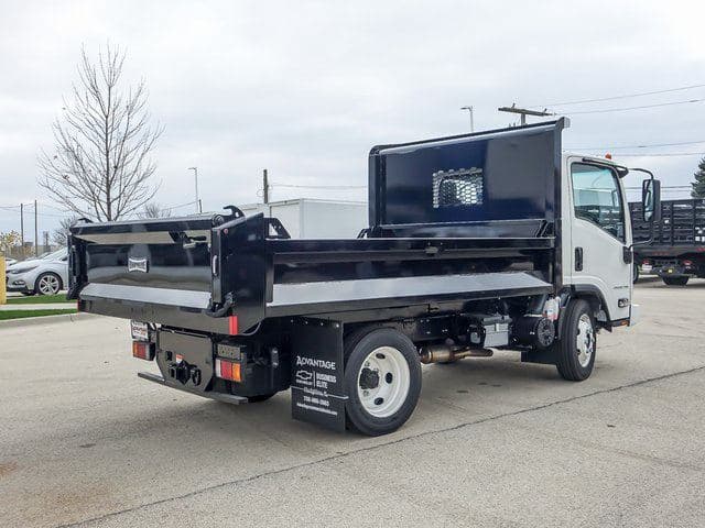 2024 Chevrolet 4500 HG LCF Gas Base image 3