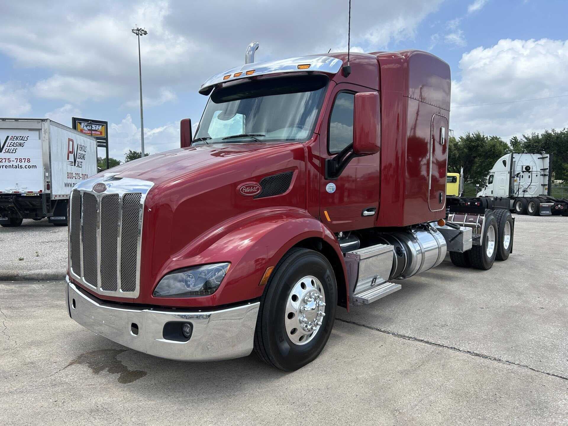 Used 2020 PETERBILT 579 Conventional - Sleeper Truck in Houston, TX image 2