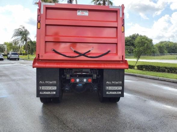 2025 Kenworth T880 image 6