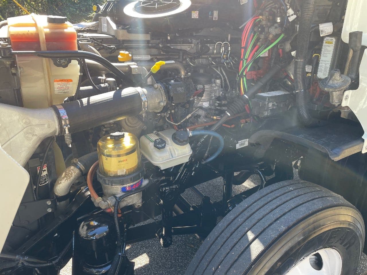 2019 Freightliner Cascadia 125 image 26