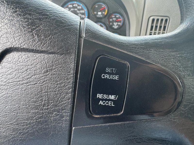 2017 International 4300 image 43