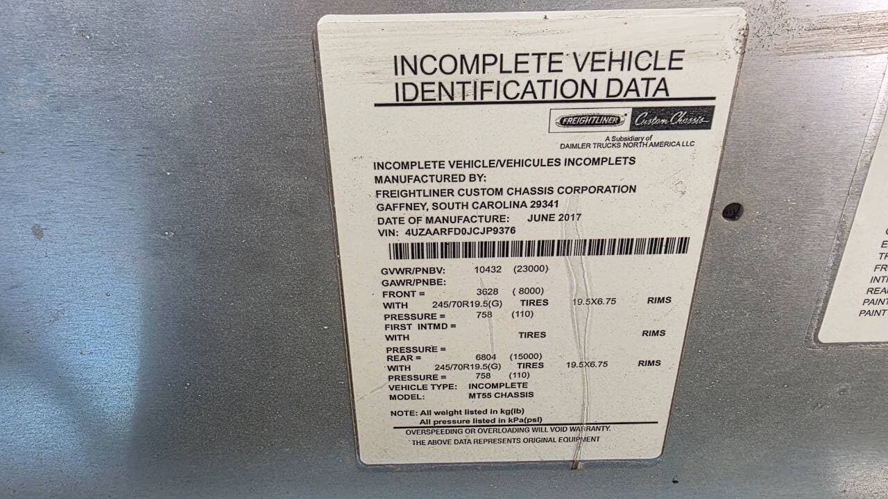 2018 Freightliner MT55 image 7
