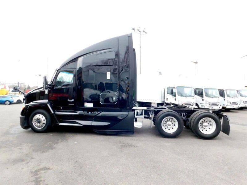 2023 Kenworth T600 image 3