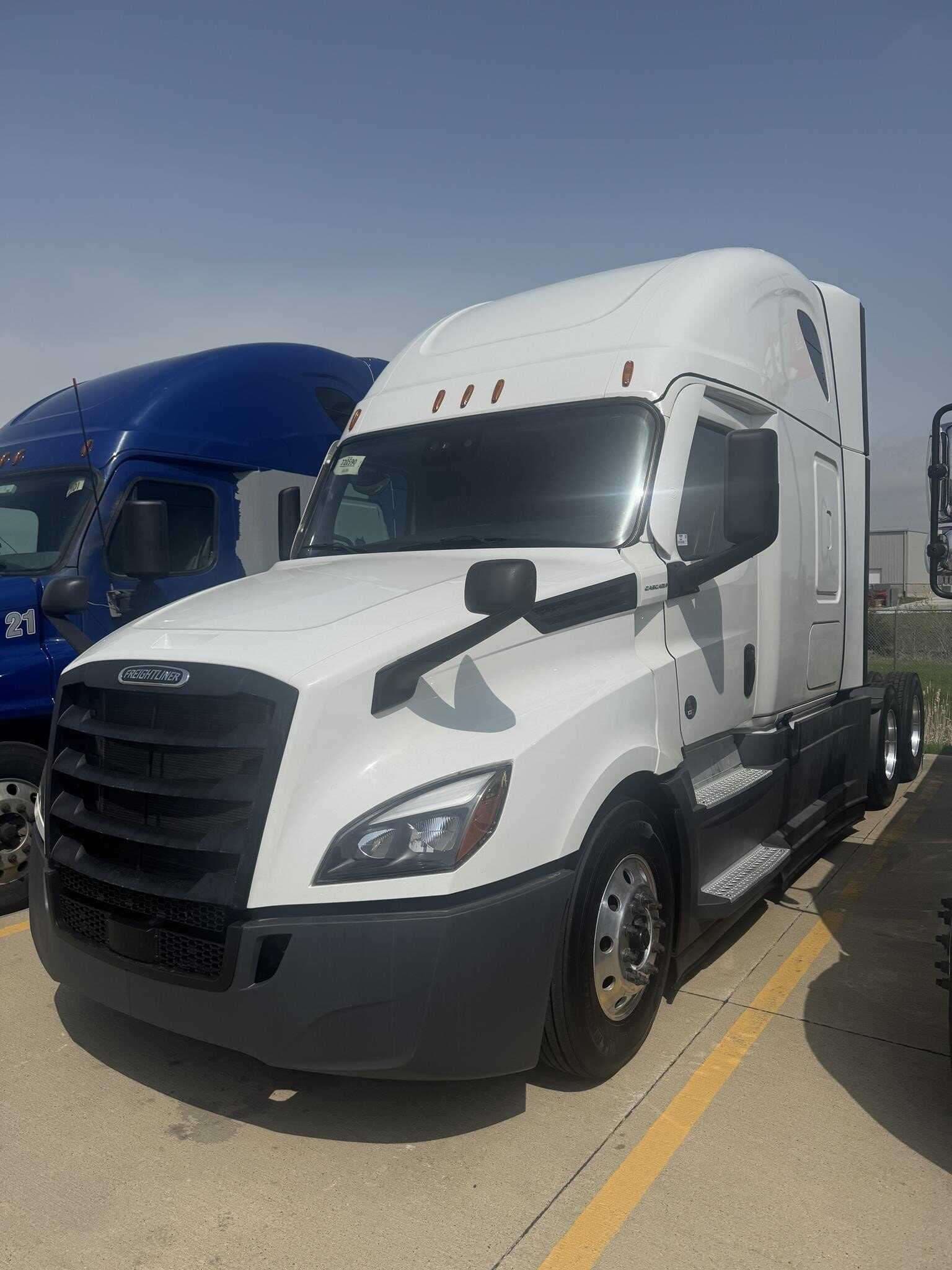 2022 Freightliner Cascadia 126 image 5
