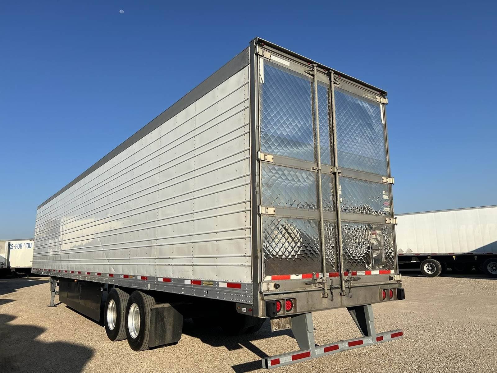 2019 Utility Reefer image 5