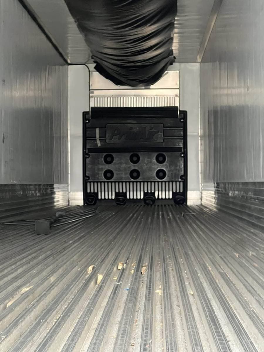 2022 Utility 3000R image 6