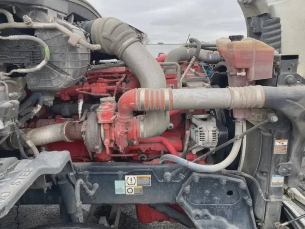 2022 Peterbilt 579 image 5