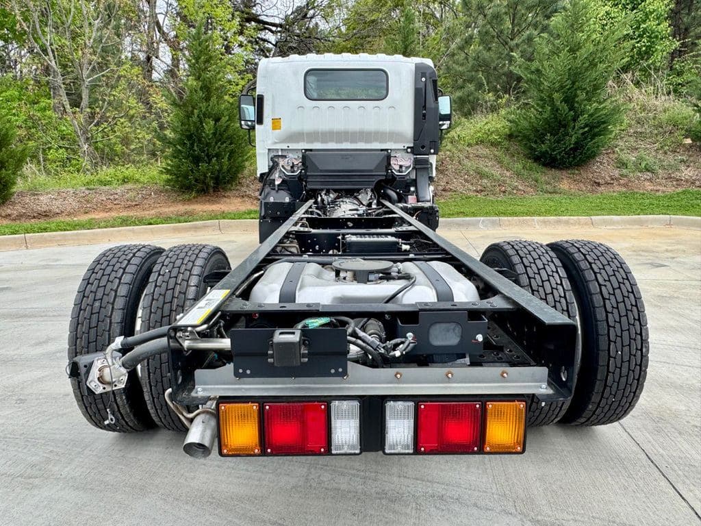 New 2026 ISUZU NPR-HD image 8