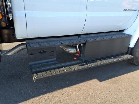 2026 Ford F750 SD image 8