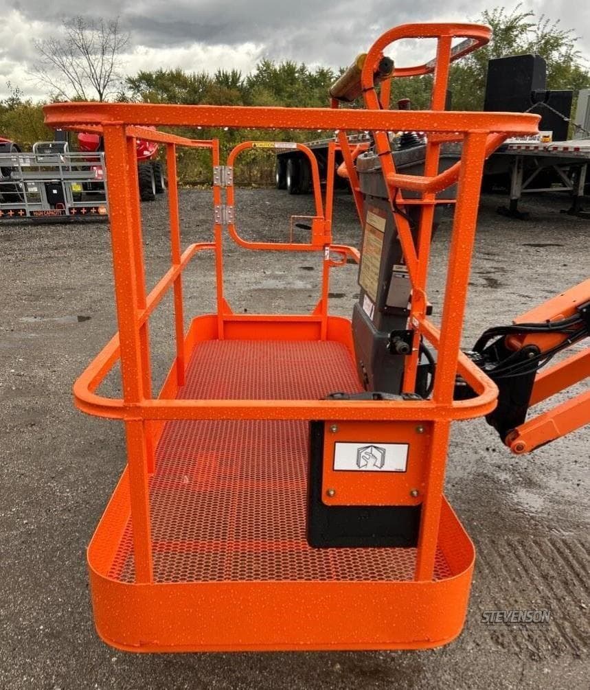 2017 JLG 660SJC PL5385 image 14