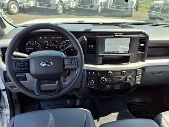 2025 Ford F350 image 19