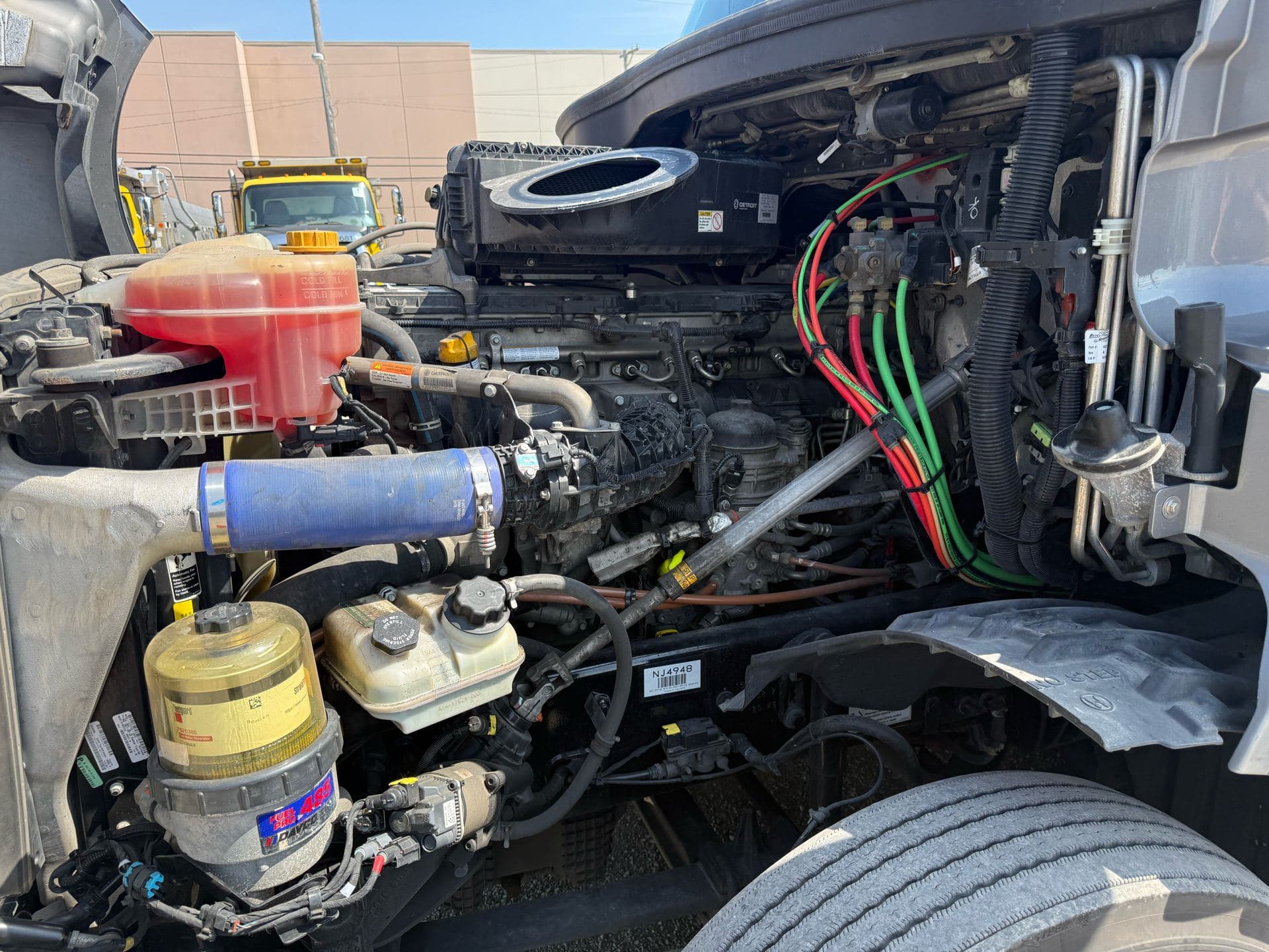 2022 Freightliner - 438k - 11,270 Hours image 11