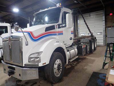 2020 Kenworth T880 image 2
