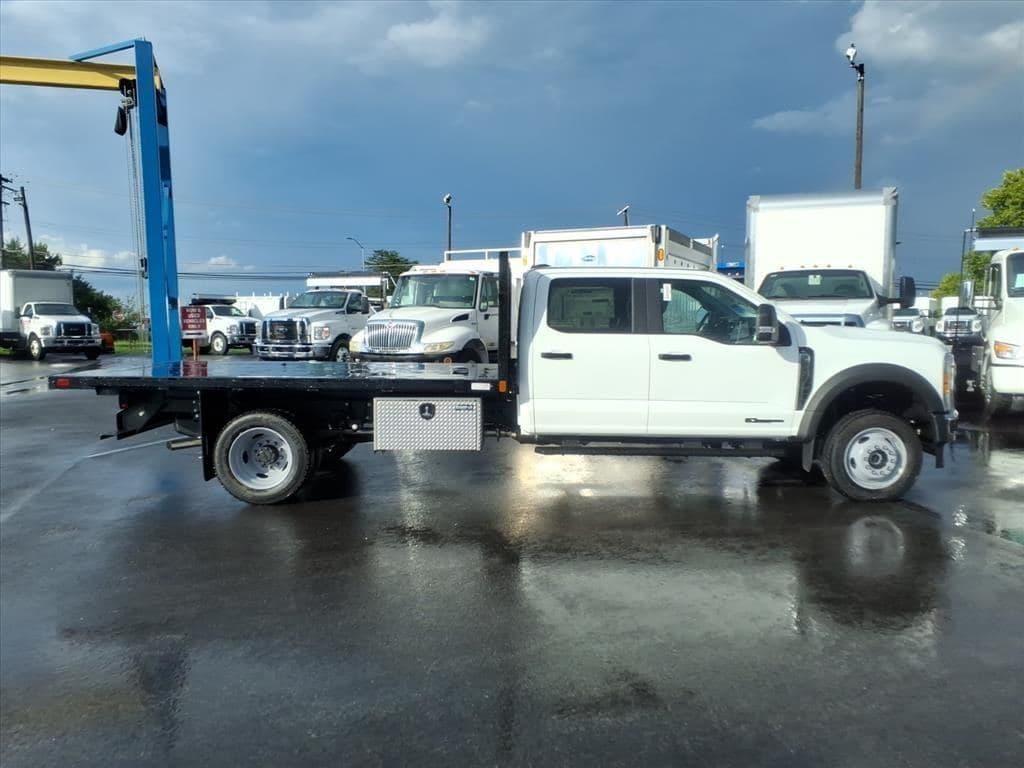 2026 Ford F550 SD XL image 3
