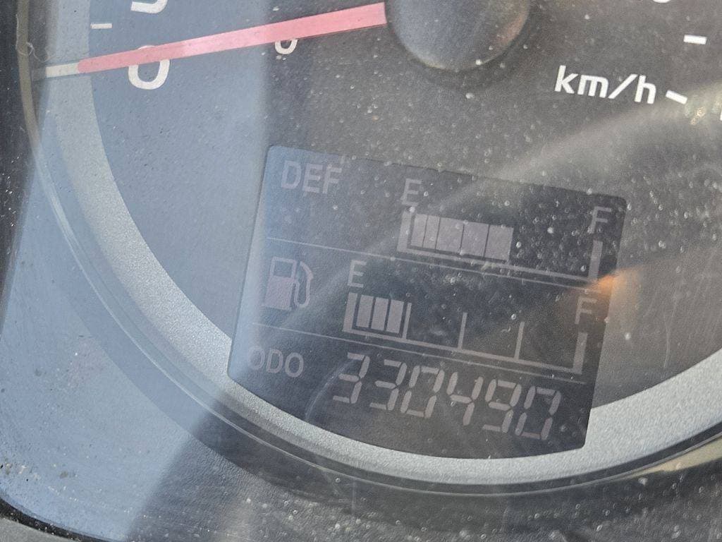 2019 Hino 338 image 10