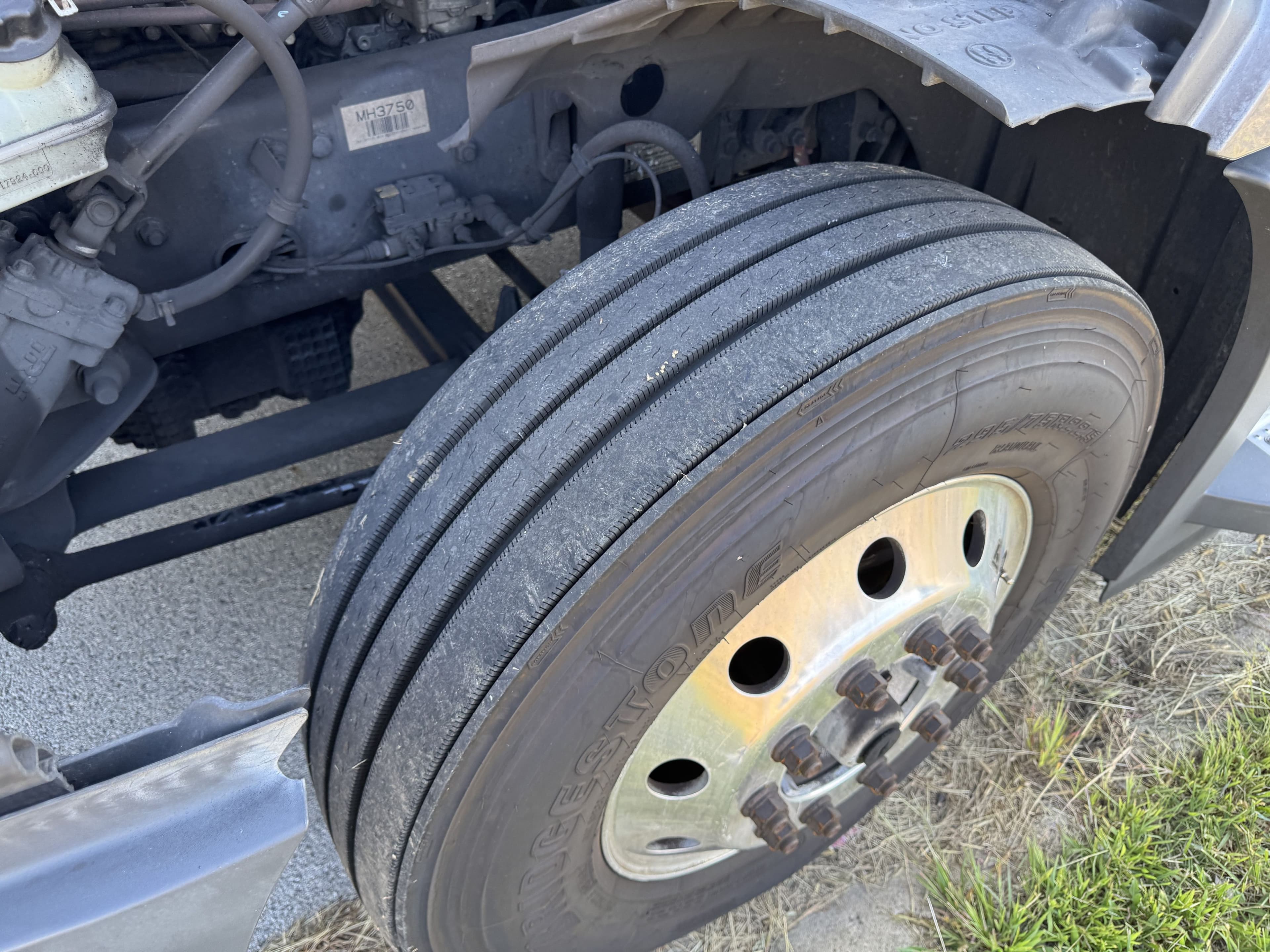 2021 Freightliner Cascadia 126 image 9