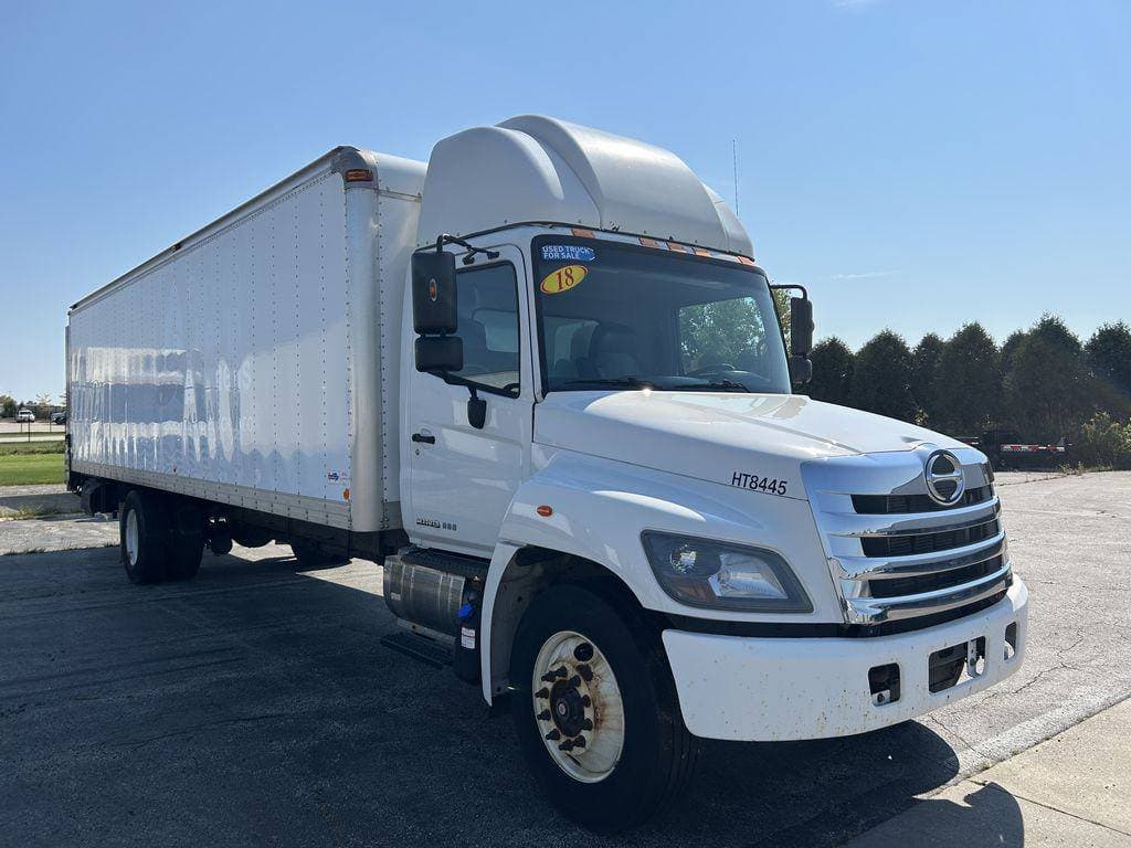 2018 Hino 338 image 7