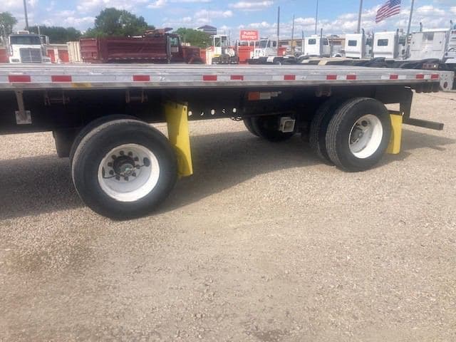 2008 Great Dane Flatbed Combination image 4