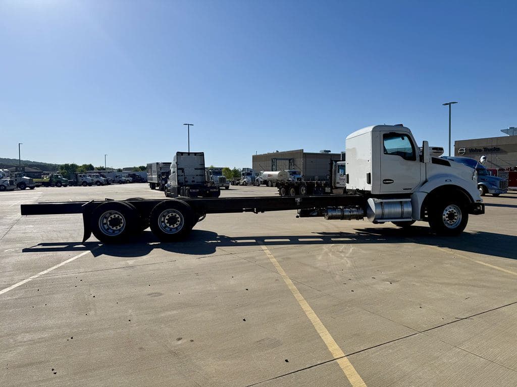 Used 2021 KENWORTH T880 image 15