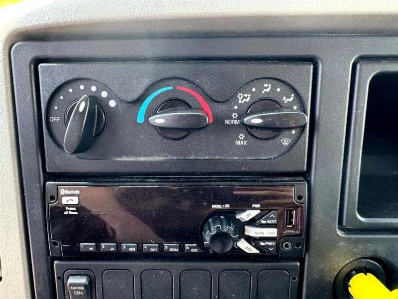 2019 International 4300 image 20