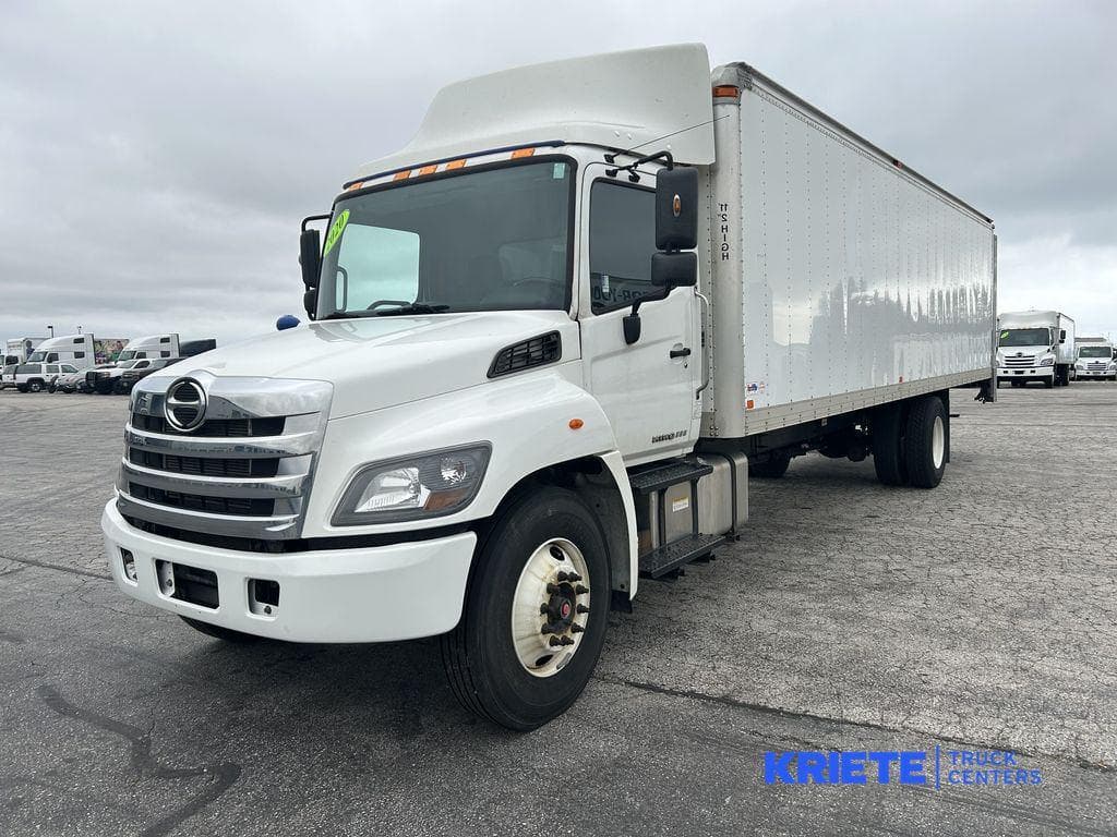 2020 Hino Conventional Type Truck image 1
