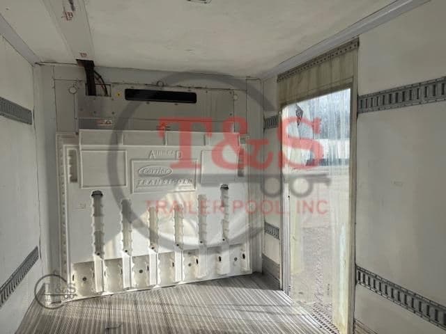 2017 HYUNDAI 48300 image 35