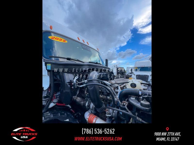 2022 Freightliner Cascadia 126 image 39