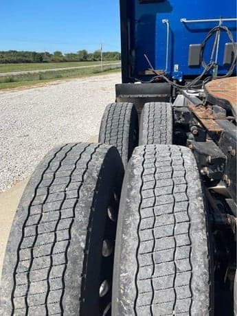 2021 Kenworth T680 image 8