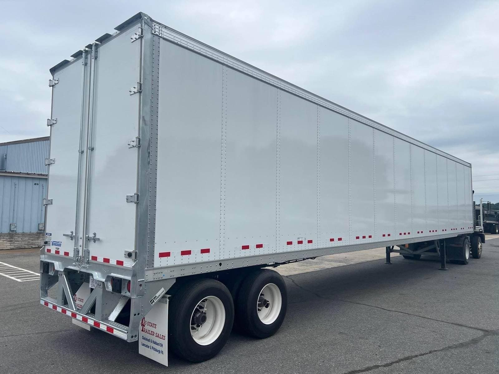 2027 Vanguard VXP PLATE VAN (12% FET INCLUDED) Dry Van Trailer image 5