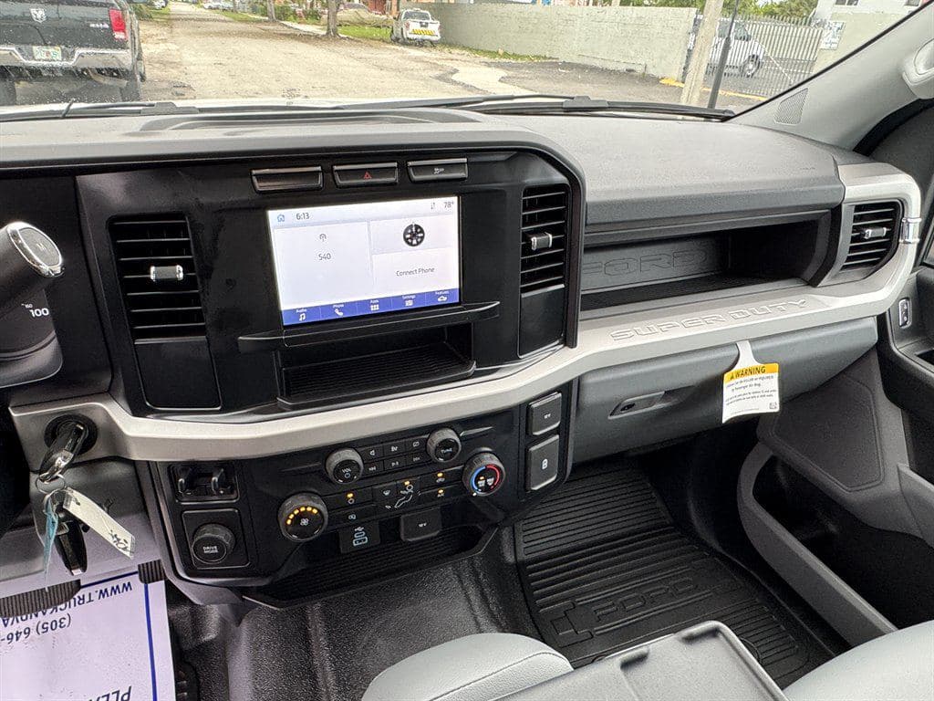 2023 Ford F250sd image 64