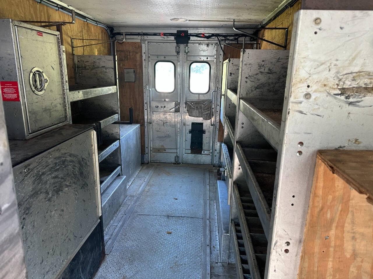 2014 Freightliner MT45 image 20