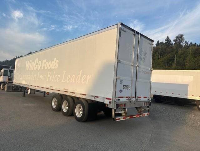2007 UTILITY 3000R HIGH CUBE SWING DOOR - TRI-AXLE REEFER Reefer Trailer image 2