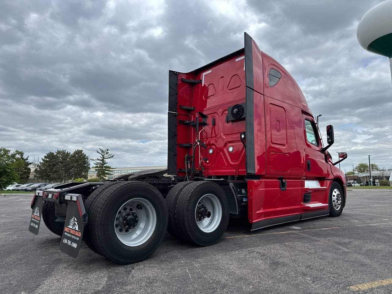 2023 Freightliner Cascadia 126 image 4