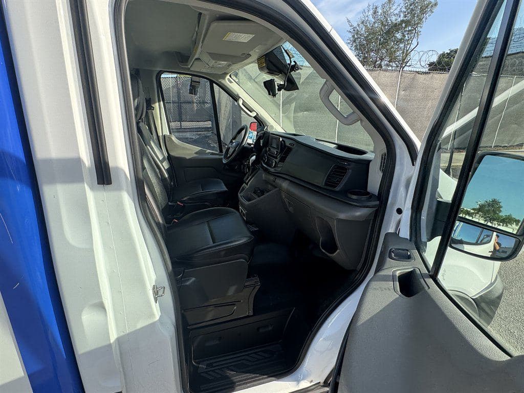 2023 Ford Transit T-350 image 43