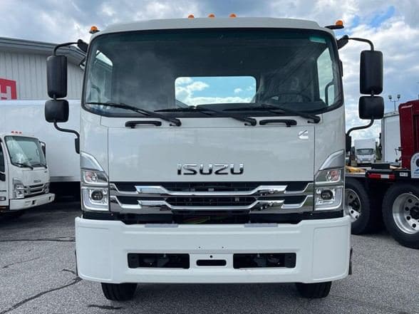 2025 Isuzu FTR image 4