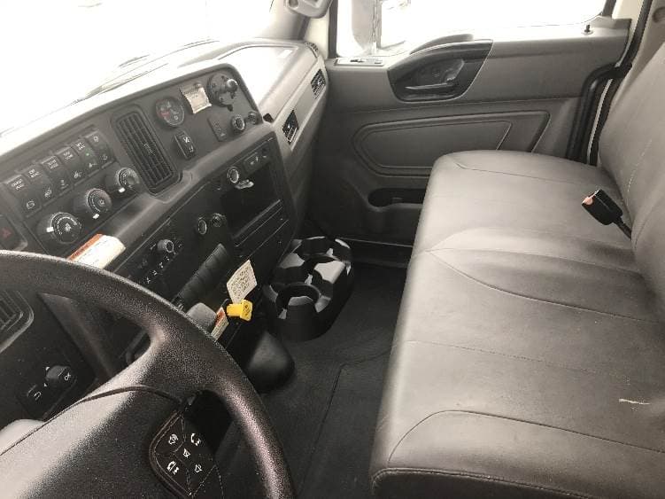 2022 International MV607 Box Truck - 220HP, 6 Speed Automatic, Roll up Door image 19