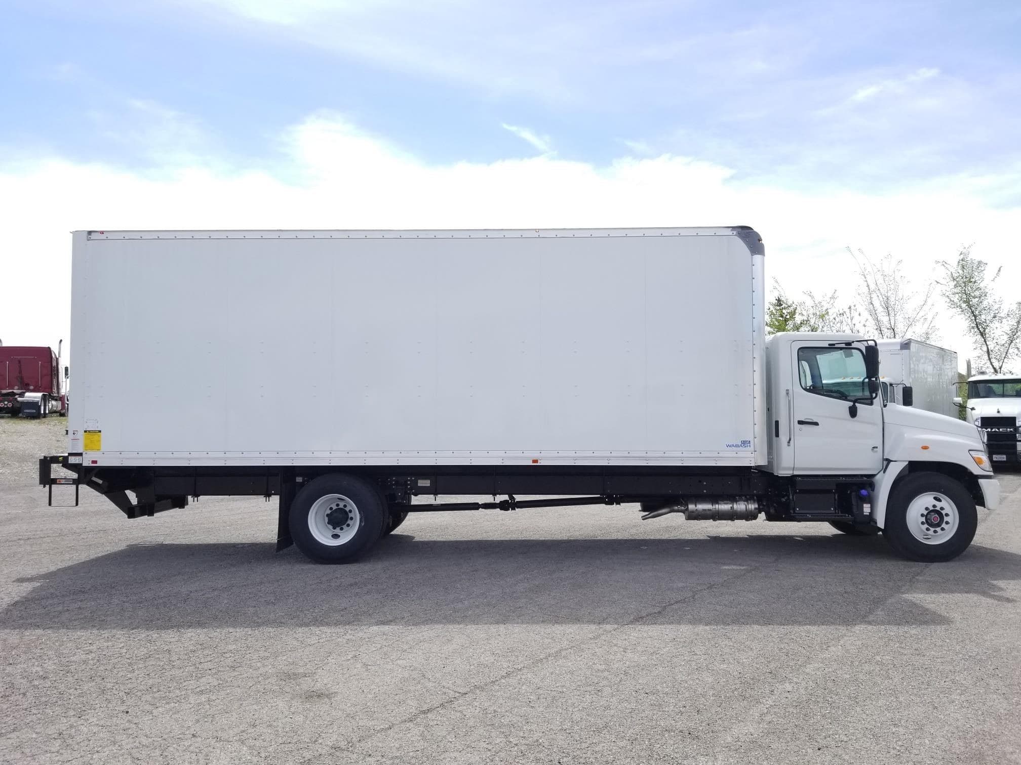 2024 HINO L6 118525 image 5