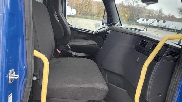 2023 Freightliner Cascadia 116 image 12