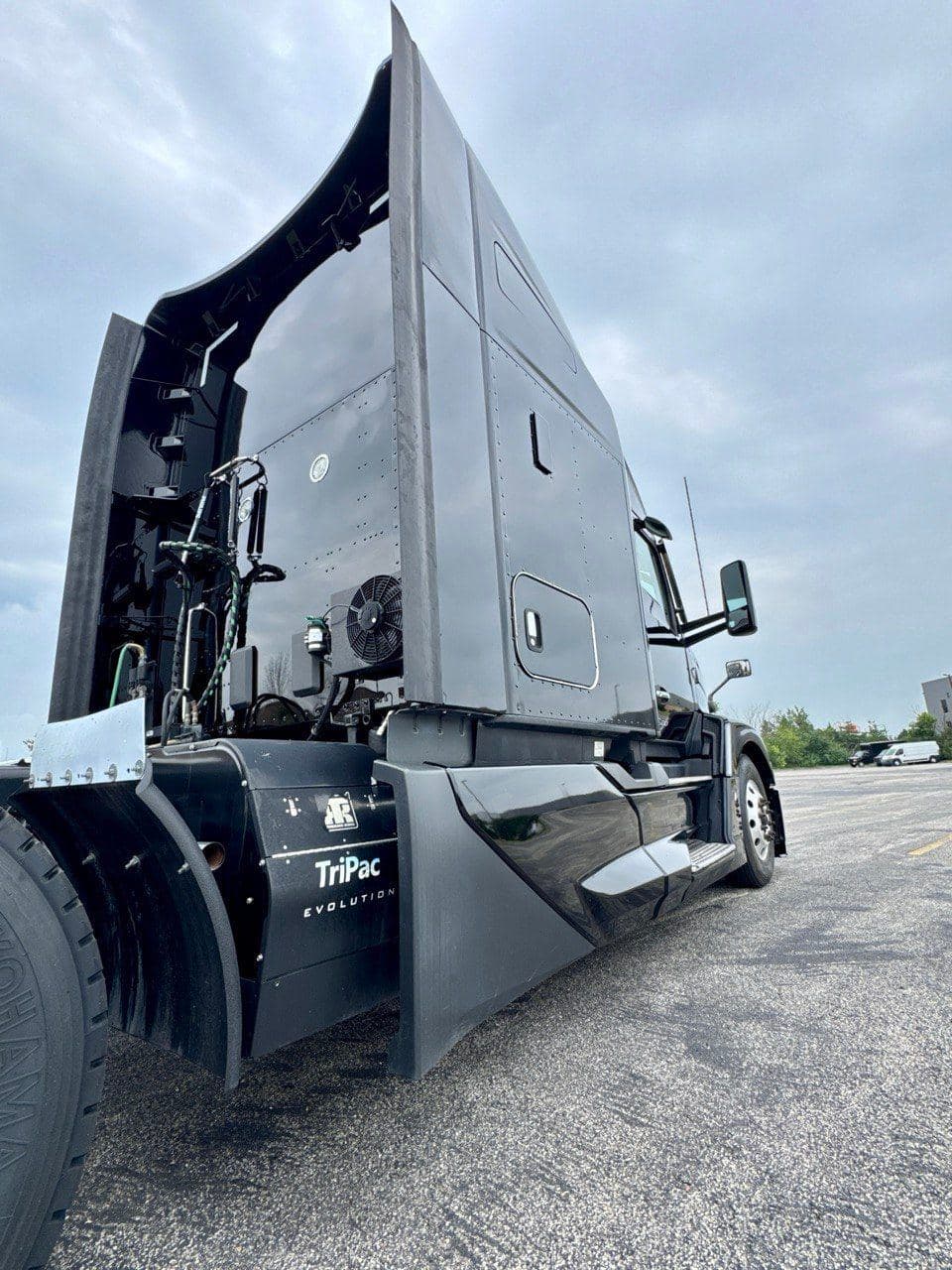 2023 Kenworth T680 image 7