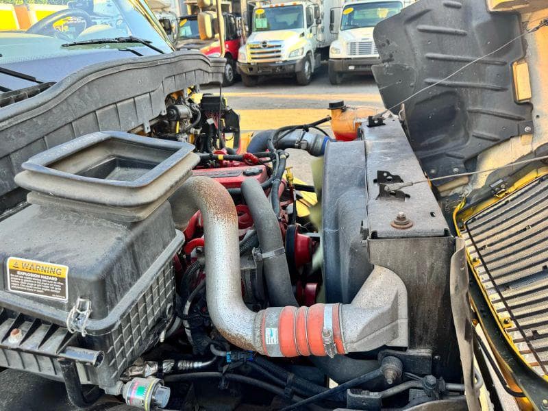 2019 International 4300 image 27