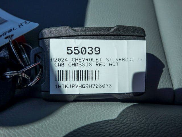 2024 Chevrolet Silverado 4500HD Work Truck image 32