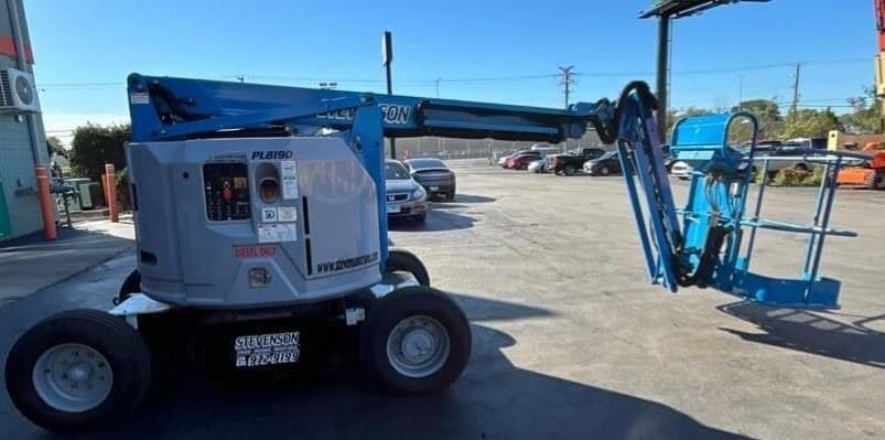 2011 GENIE Z34/22BI PL8190 image 3