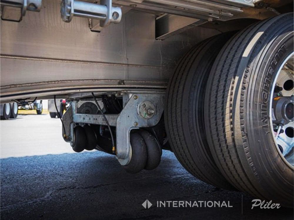 2025 MAC TRAILER MFG 53FT DROP SA066645 image 5