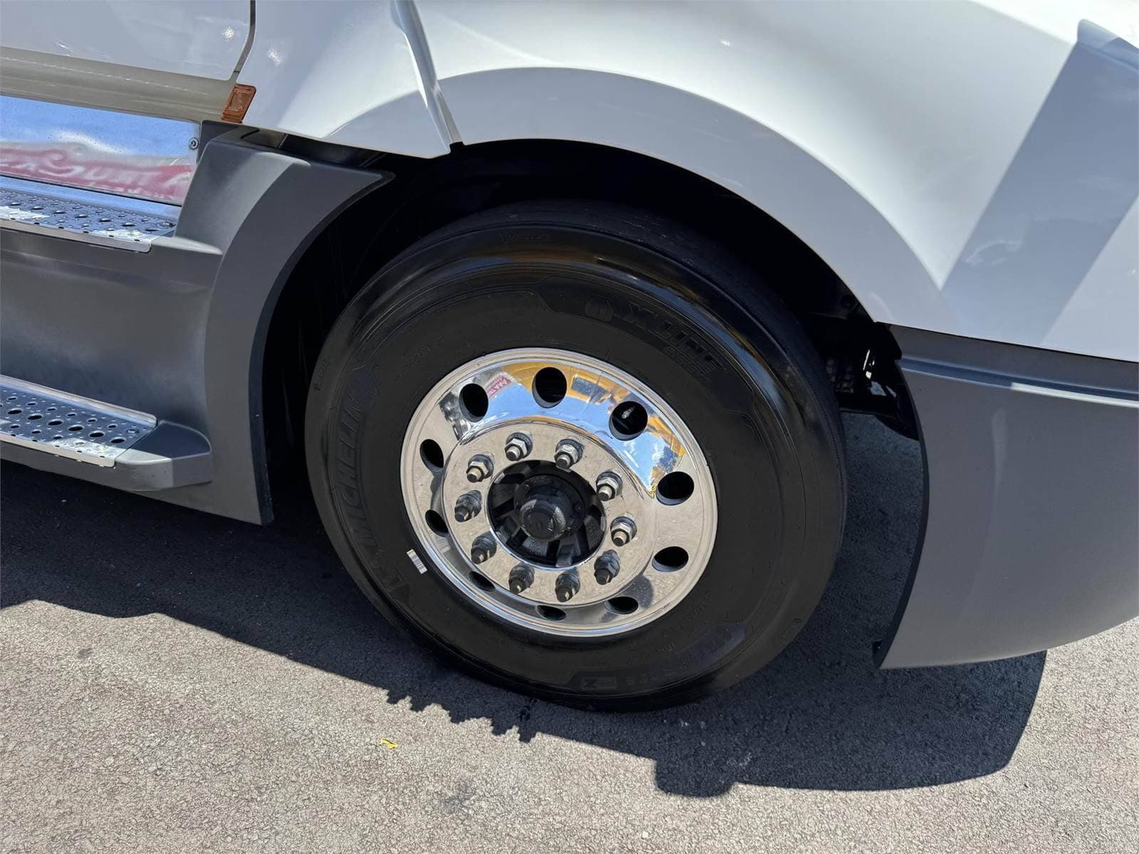 2021 Freightliner Cascadia image 7