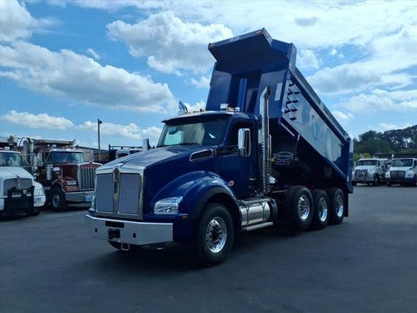 2026 Kenworth T880 image 12