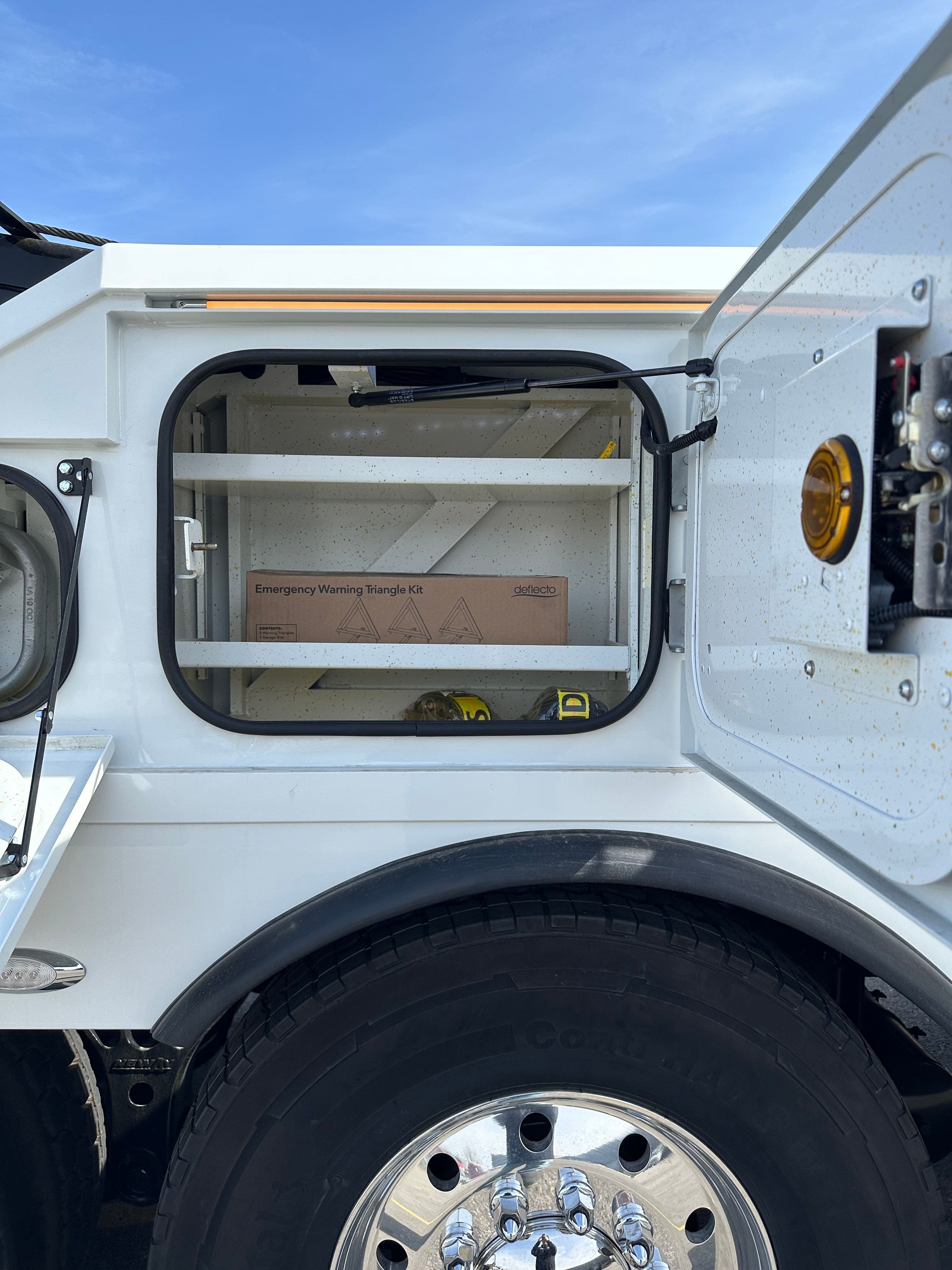 2025 Peterbilt 589 CENTURY 9055XL  (SK#: 6066C)  image 30