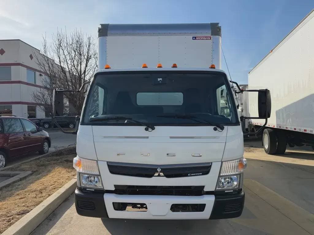 Used 2020 MITSUBISHI FUSO Cabover Truck - COE, Contractor Truck, Box Truck - Straight Truck FE For Sale image 5