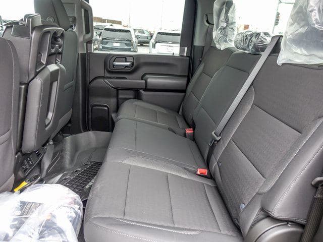 2026 Chevrolet Silverado 2500HD Custom image 11