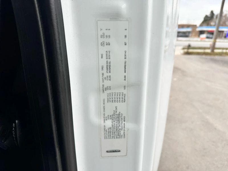 2020 Freightliner Cascadia image 21